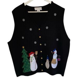 Croft & Barrow Women's Vest Snowmen Christmas Tree Brass Buttons Size 2XL